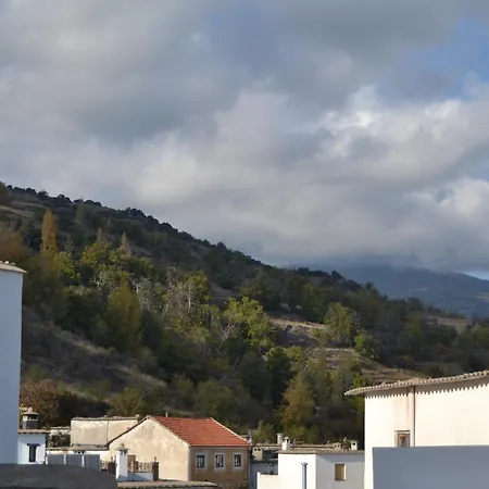 Casa Rural El Castano * Mecina Bombarón
